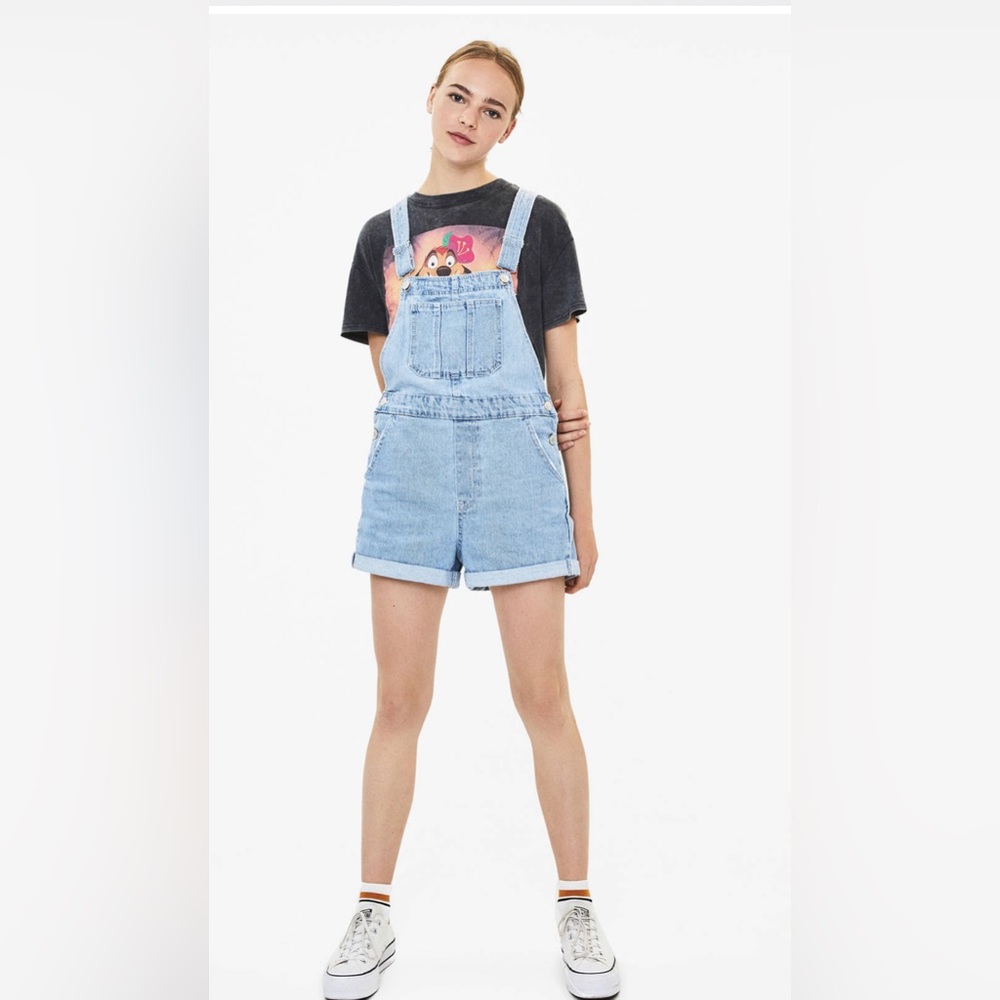 BERSHKA Ladies Overalls Shorts  Denim  distressed Size S